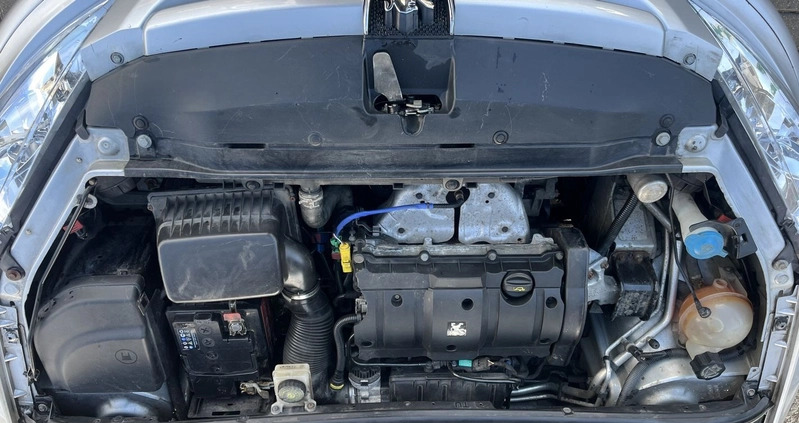 Peugeot 307 CC cena 9800 przebieg: 170000, rok produkcji 2004 z Mikołajki małe 742